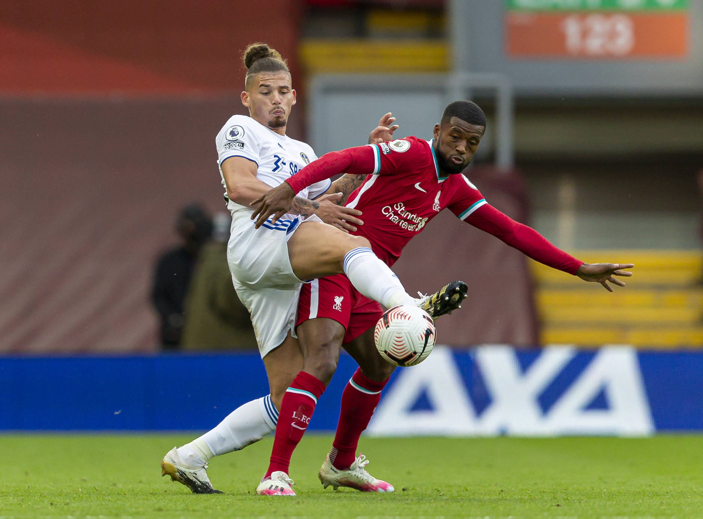 反而让他进 反而让他进